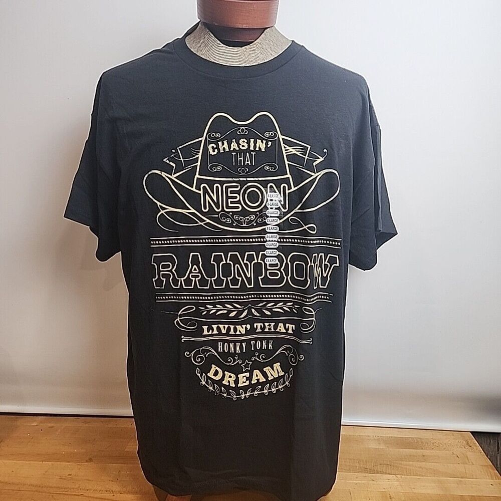 Alan Jackson Black T-Shirt Chasin that Neon Rainbow Size X-Large Country Music